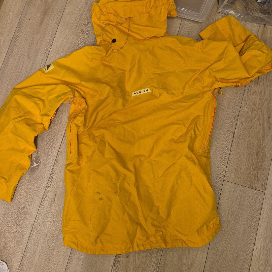 Burton イエロー スノーボードジャケット　gore-tex