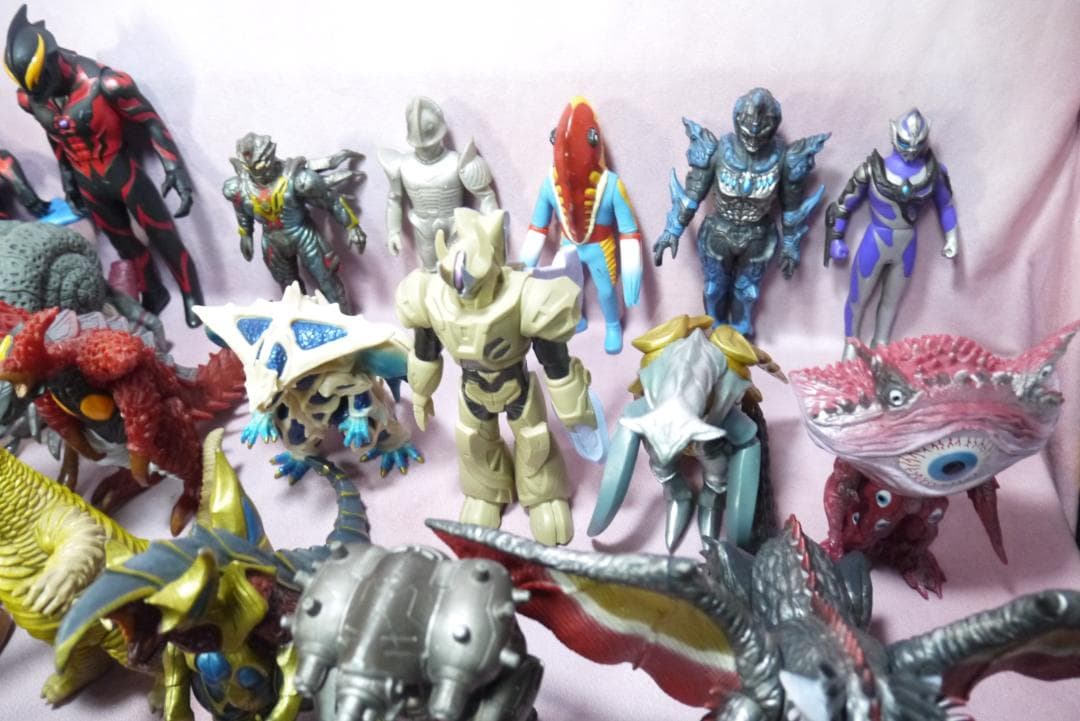 ウルトラ怪獣シリーズ　DXシリーズ　怪獣ソフビ　56体
