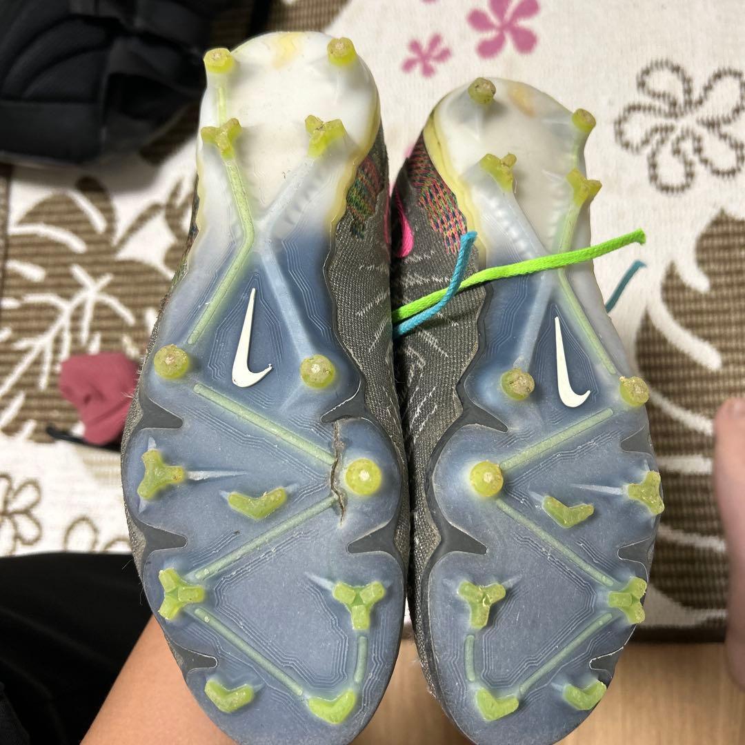 Nike サッカーシューズ スパイク グレー/マルチカラー