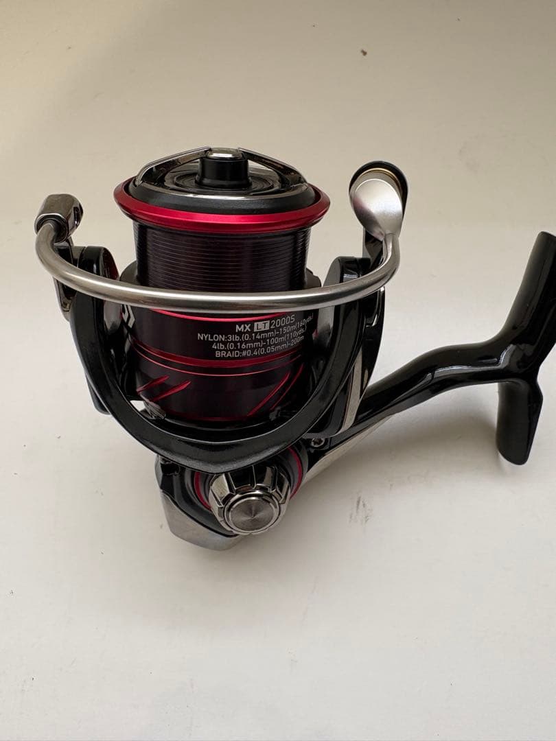 DAIWA 18 月下美人 MX LT2000S