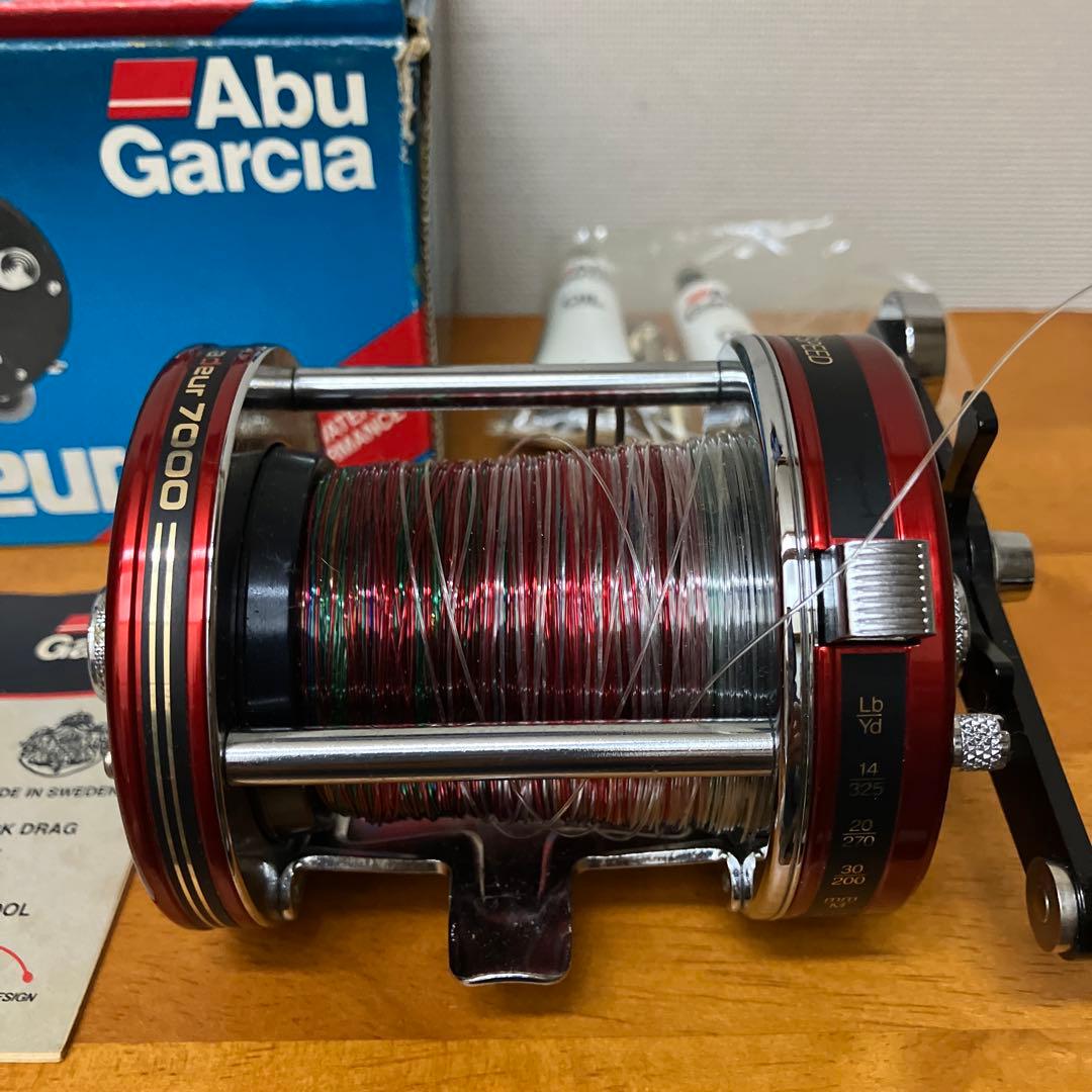 AbuGarcia Ambassadeur 7000 アブガルシア RED