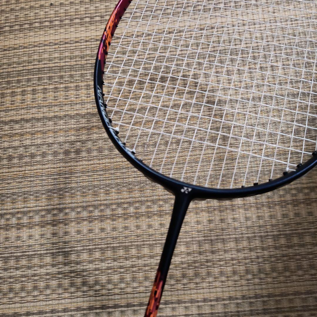 美品　ヨネックス　ナノフレア700