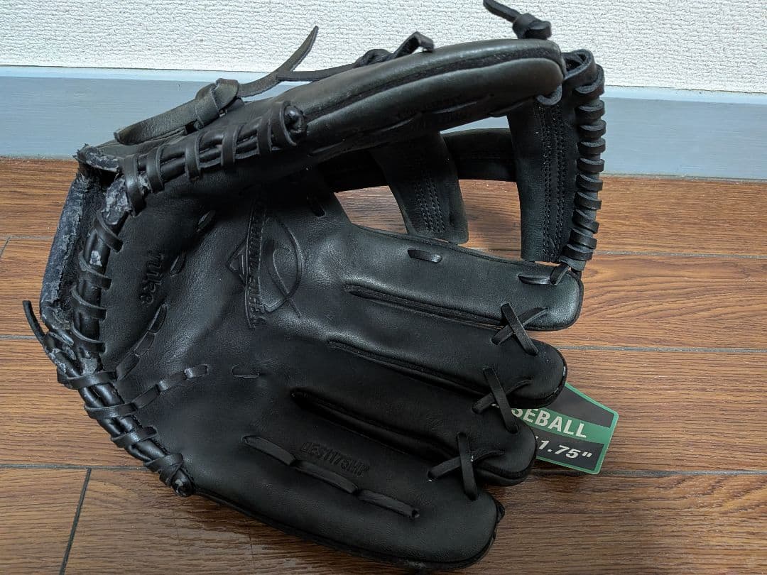 Nike Diamond Elite 軟式グローブ