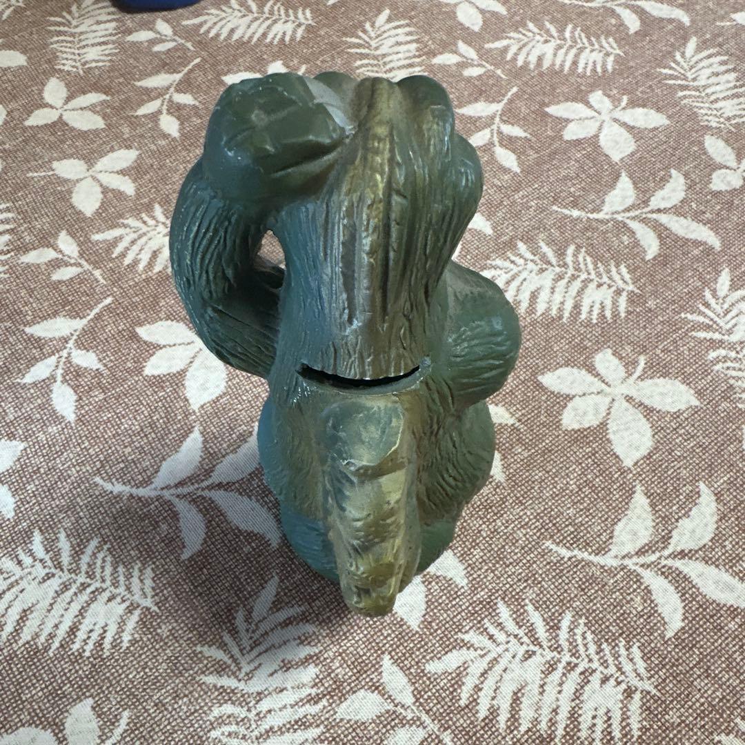 ゴジラ フィギュア　貯金箱