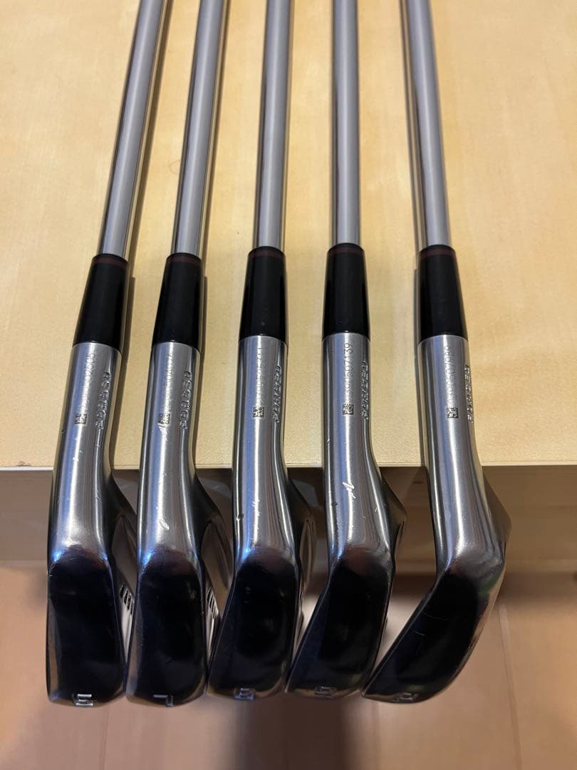 明日まで値引き　オノフ クロ アイアン 2024 #6〜PW モーダス105