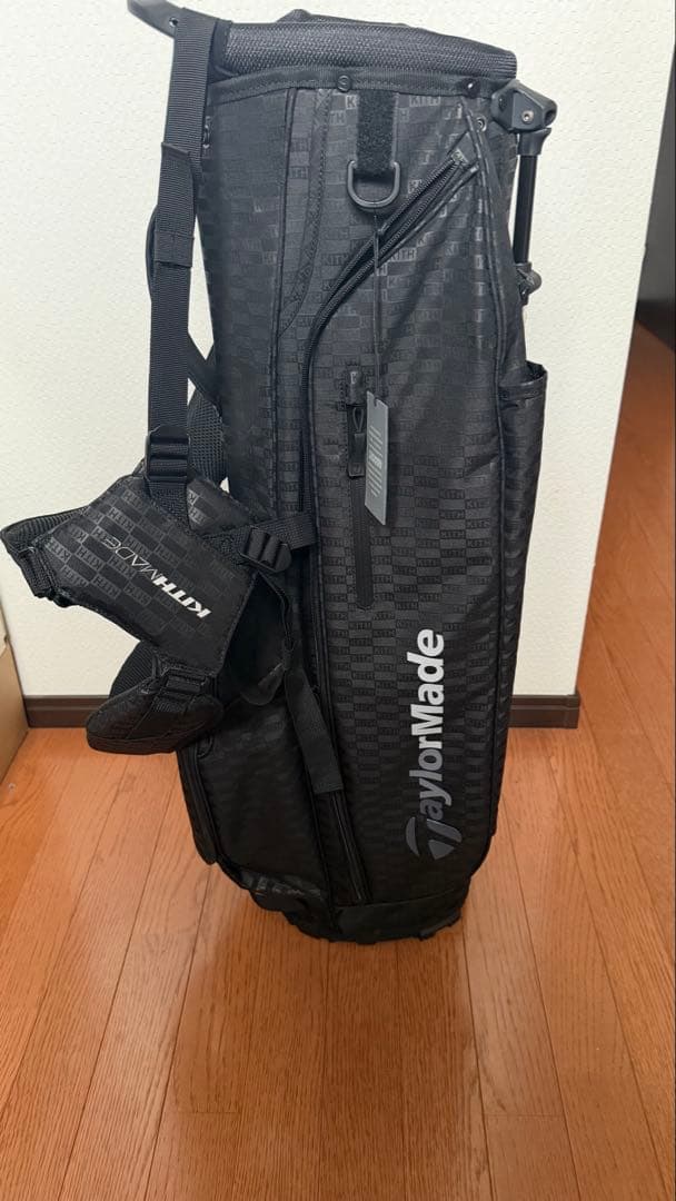 ゴルフバッグ・キャディバッグ Kith for TaylorMade FlexTech Stand Bag