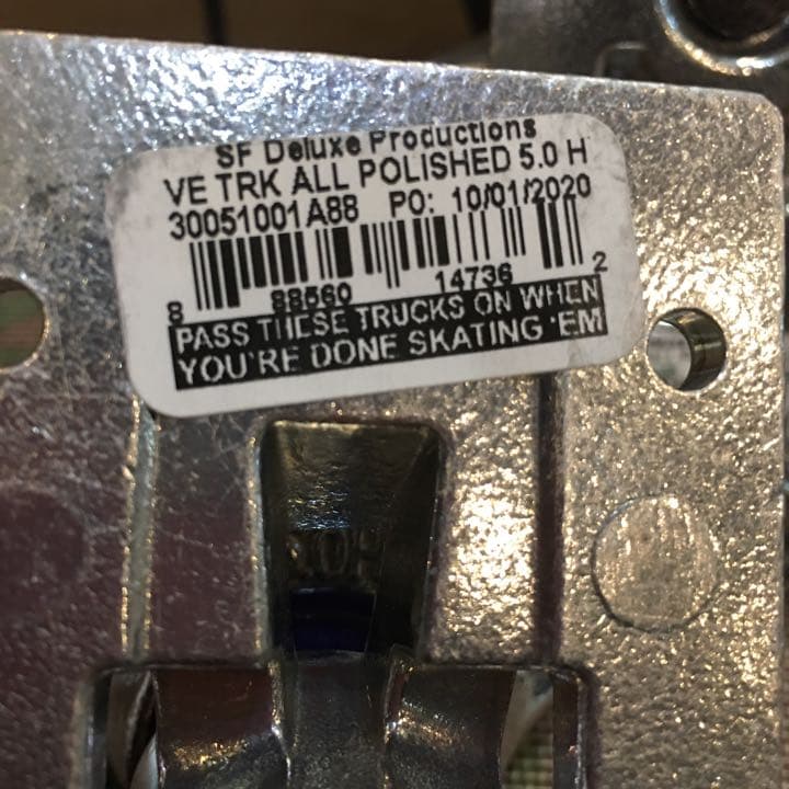 ベンチャー 5.0hi  スケートトラック　venture polished