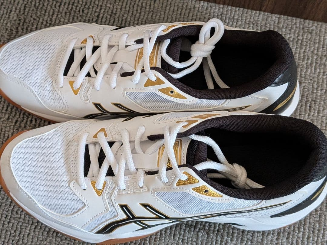 美品 ASICS バレーシューズ 26cm メンズ 人気カラー
