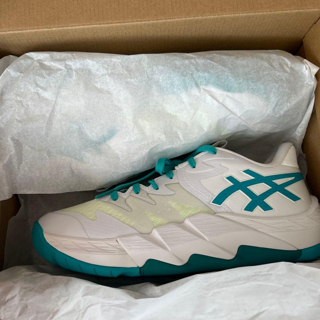 asics バスケットボールシューズ ホワイト/ターコイズ