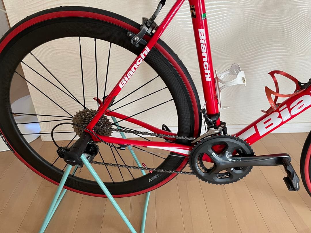 Bianchi Intenso レッド　サイズ57(175-185cm)