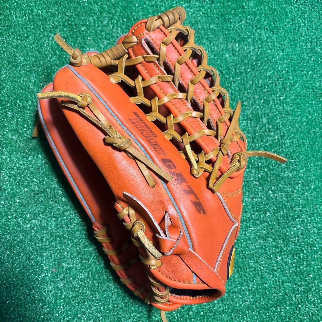 NIKE DIAMOND READY GATE 軟式右利き用2つ左利き用1つ