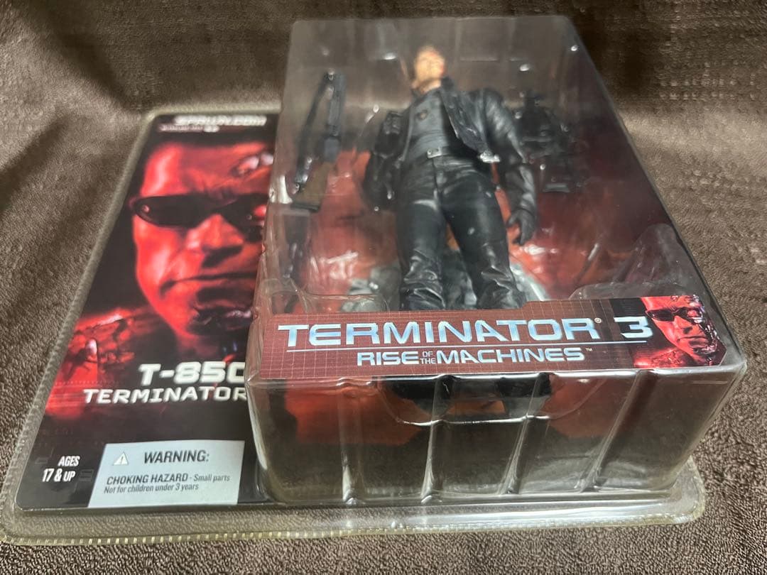 T-850 Terminator フィギュア 未開封