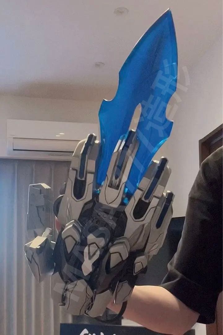 テガソード1/1銀色ver. ゴジュウジャー　レプリカ