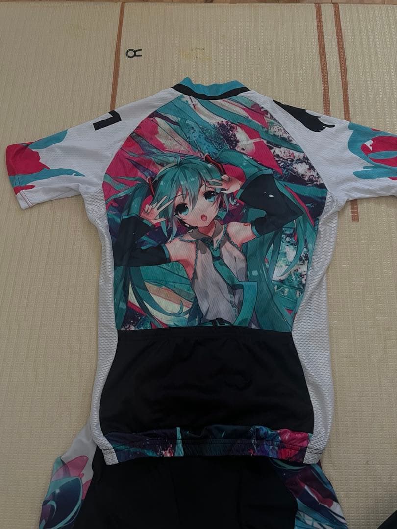 初音ミク サイクルジャージ　Mサイズ