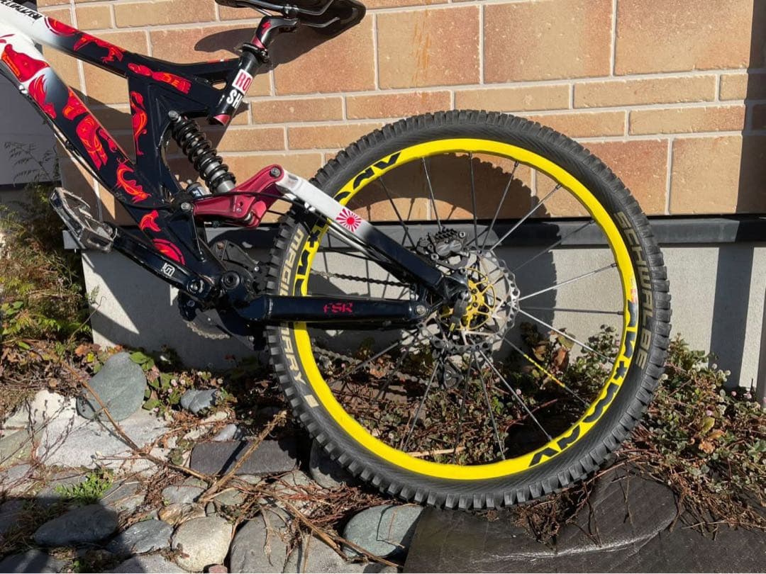 自転車本体 SPECIALIZDED MOUNTAIN BIKE