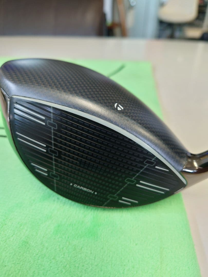 TaylorMade Qi35ドライバー 10.5度 LS　ヘッドのみ