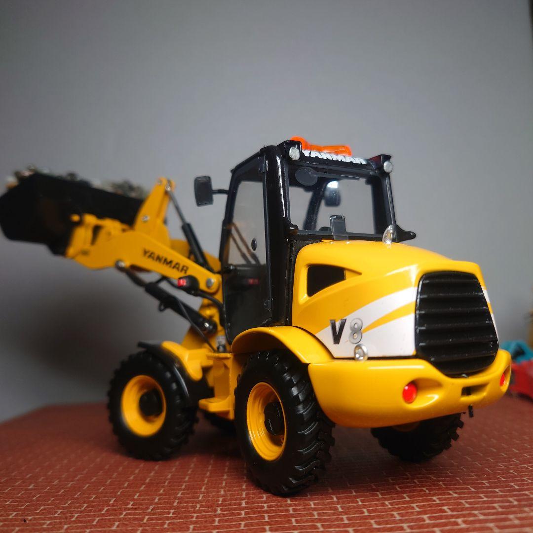YANMAR/ヤンマー V8ホイールローダー(1/32)ミニチュア 最終価格