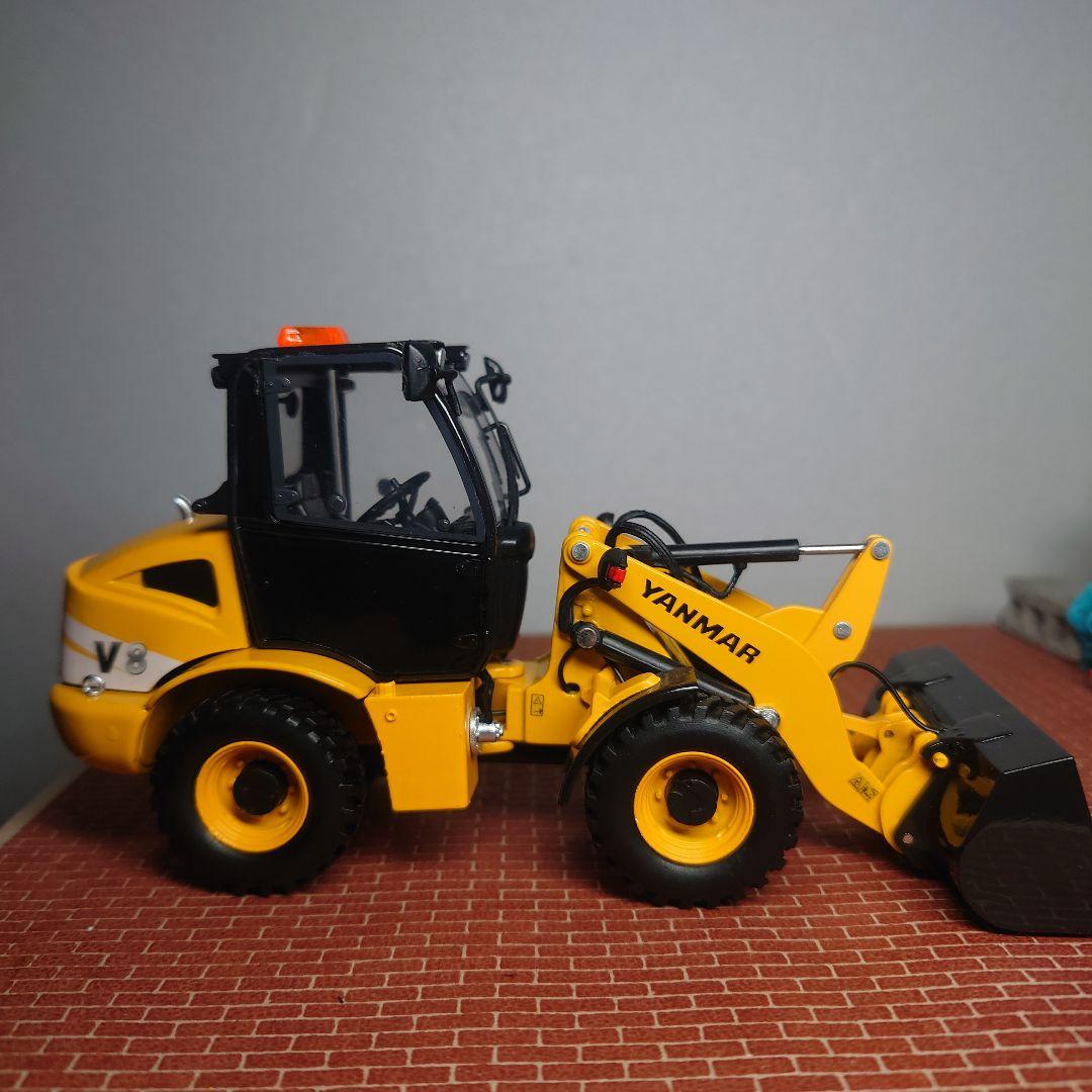 YANMAR/ヤンマー V8ホイールローダー(1/32)ミニチュア 最終価格