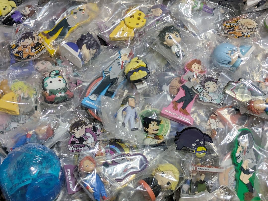 未使用多数♪アニメ キャラクター大量300点以上まとめ売り ごちゃまぜ
