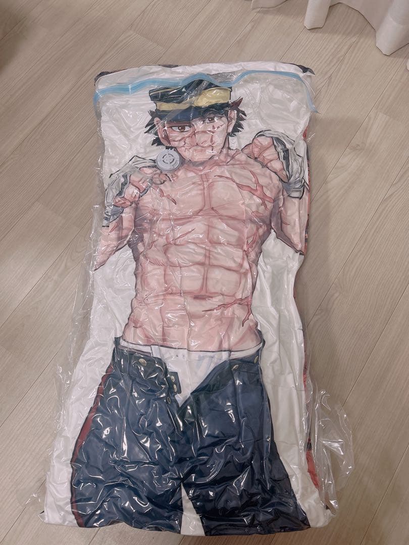 ゴールデンカムイ　杉元佐一　完全受注生産抱き枕