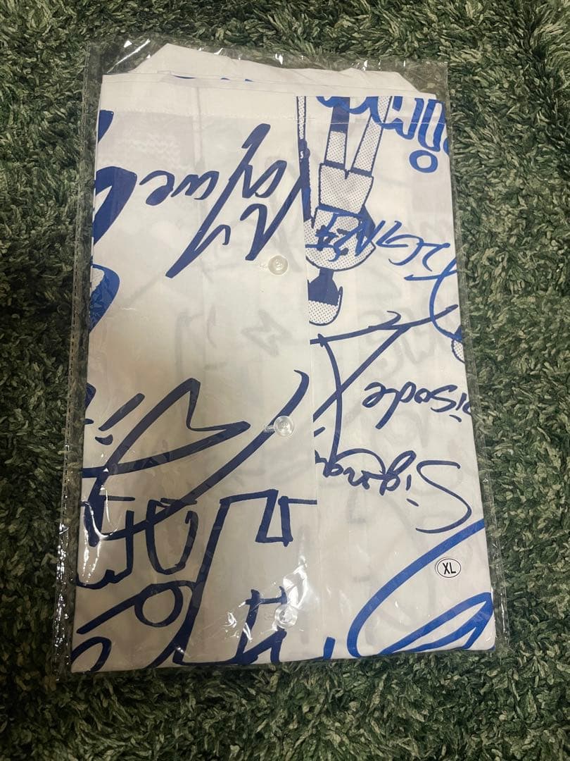 XLサイズ Ado 5周年 POPUP 限定 オープンカラーシャツ　tシャツ