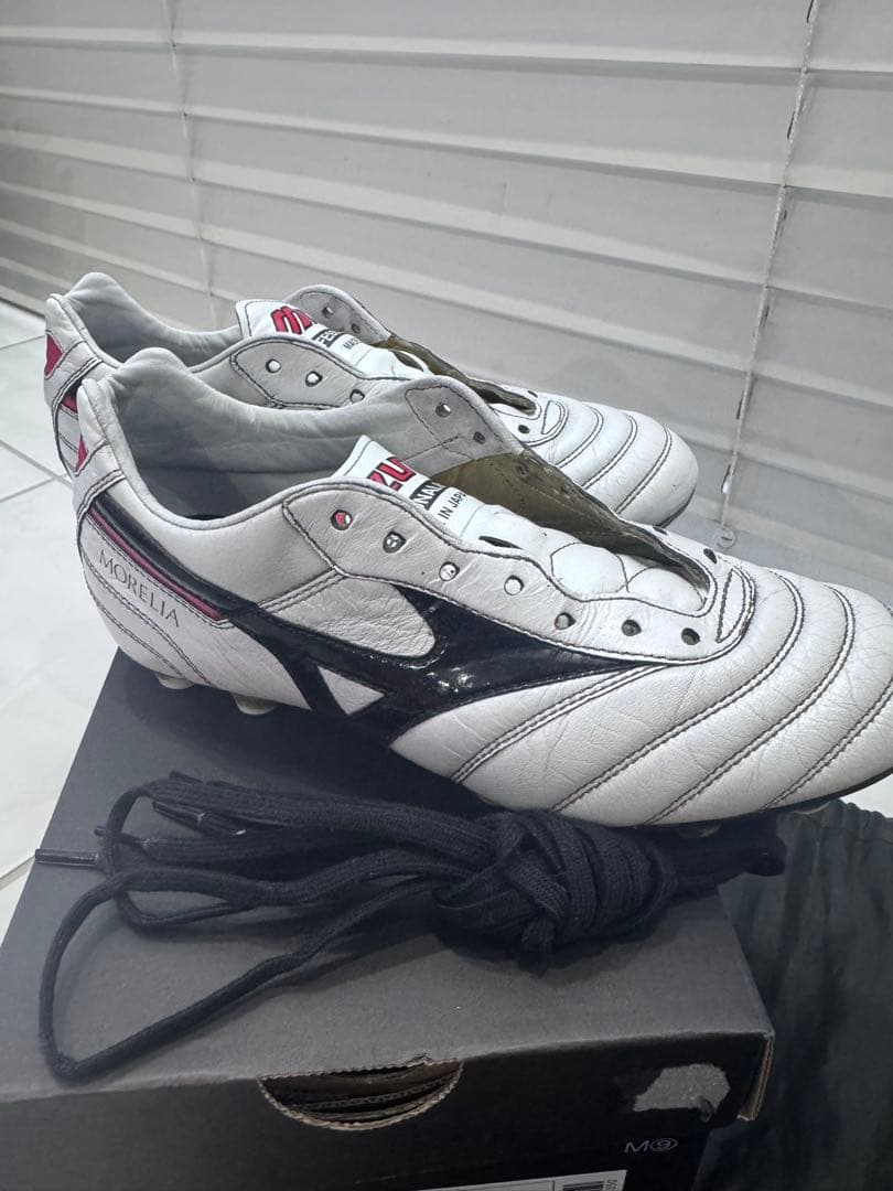 Mizuno Morelia サッカーシューズ 23.0