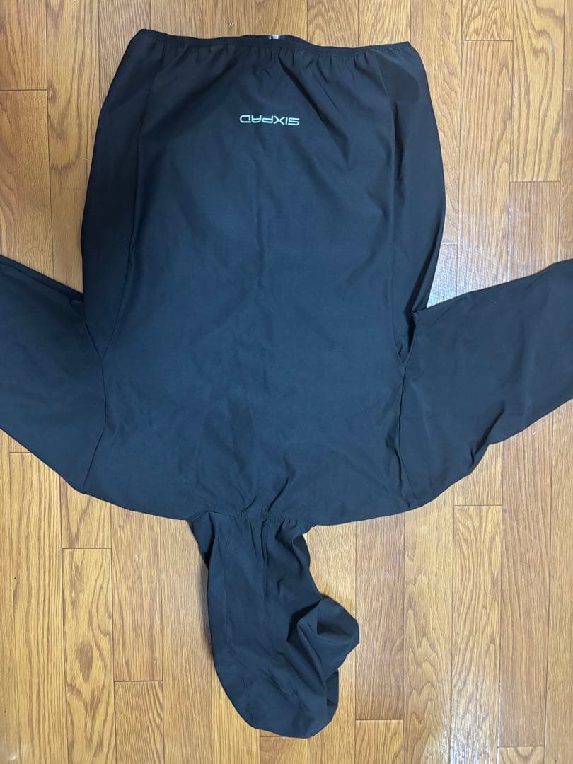 売ります買います！SIXPADサウナスーツLL