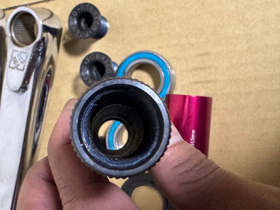 BMX クランクFIT ETHAN BLUNT 24MM CRANKS