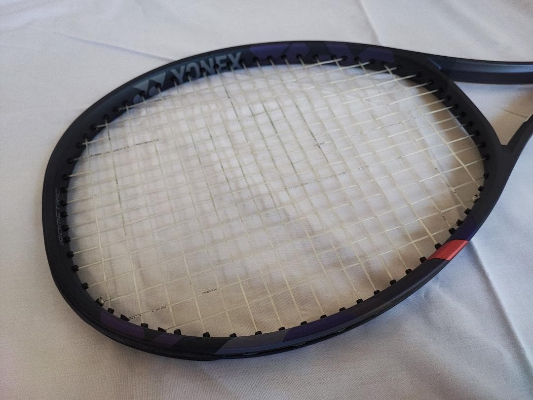 YONEX PERCEPT 100L(ヨネックス　パーセプト 100L)