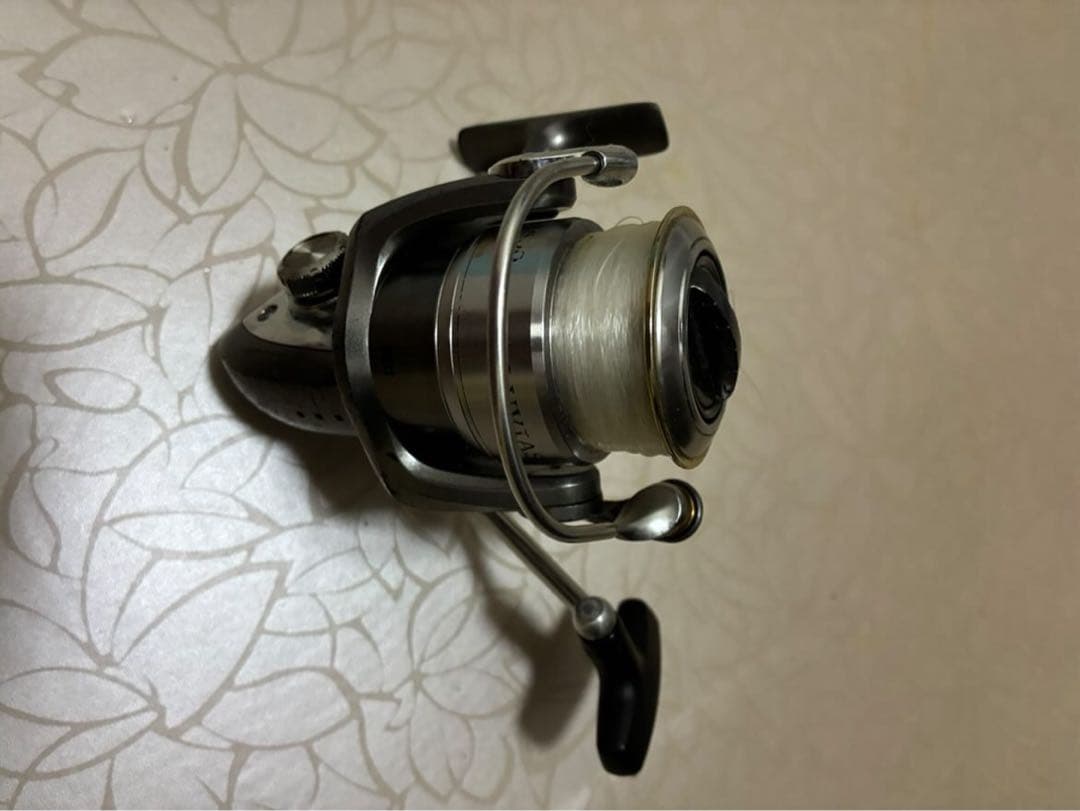 【希少】 daiwa 07 ルビアス2500 リール スピニングリール バス釣り
