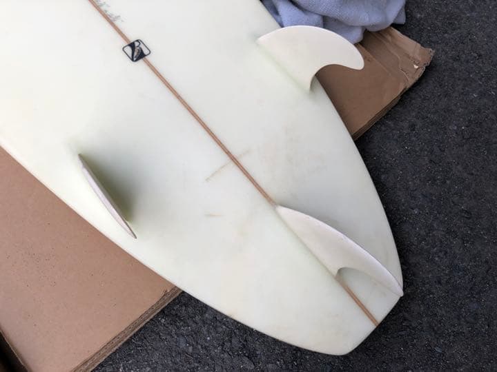 奈良発 サーフボード 6'3× 18 1/2\" × 2 3/8\"