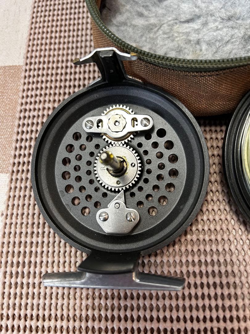 ダブルハンド用Orvis Battenkill 10/11 Disc