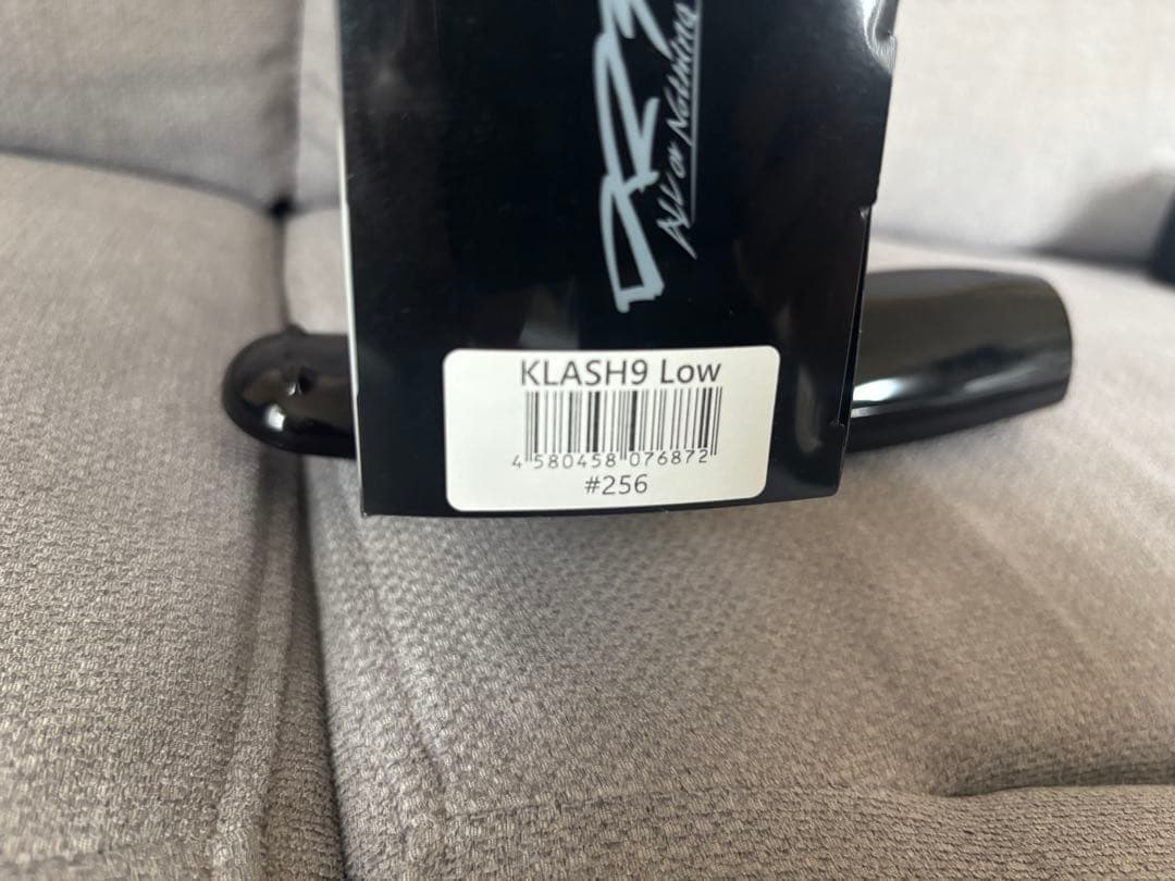 週末限定値下げ！新品　DRT クラッシュ9 Low 256