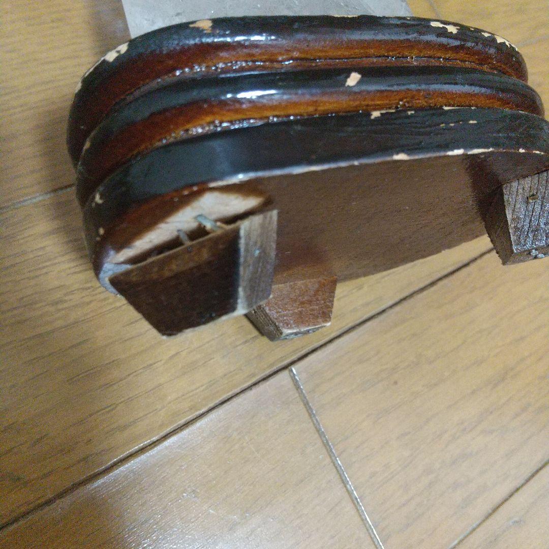 ★サンダーストーン 雷水晶 ポイント型 置物 台座付き a0440