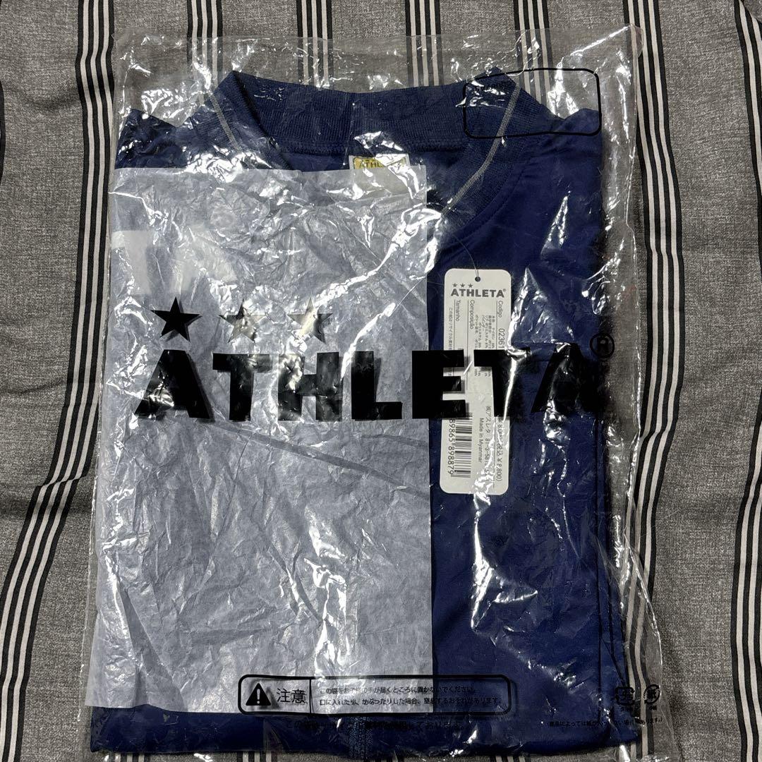 ⭐️新品未使用⭐️ATHLETA ネイビー フルジップ　ジャージ　M