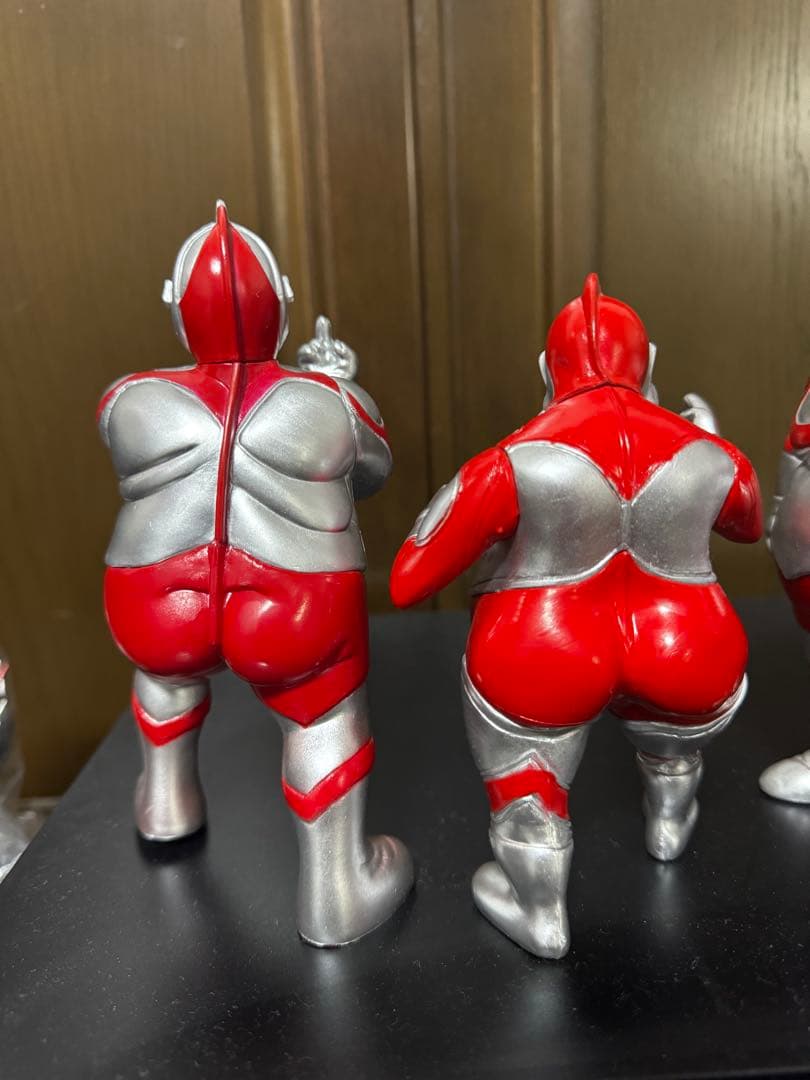 デブトラマン　フィギュア4種セット