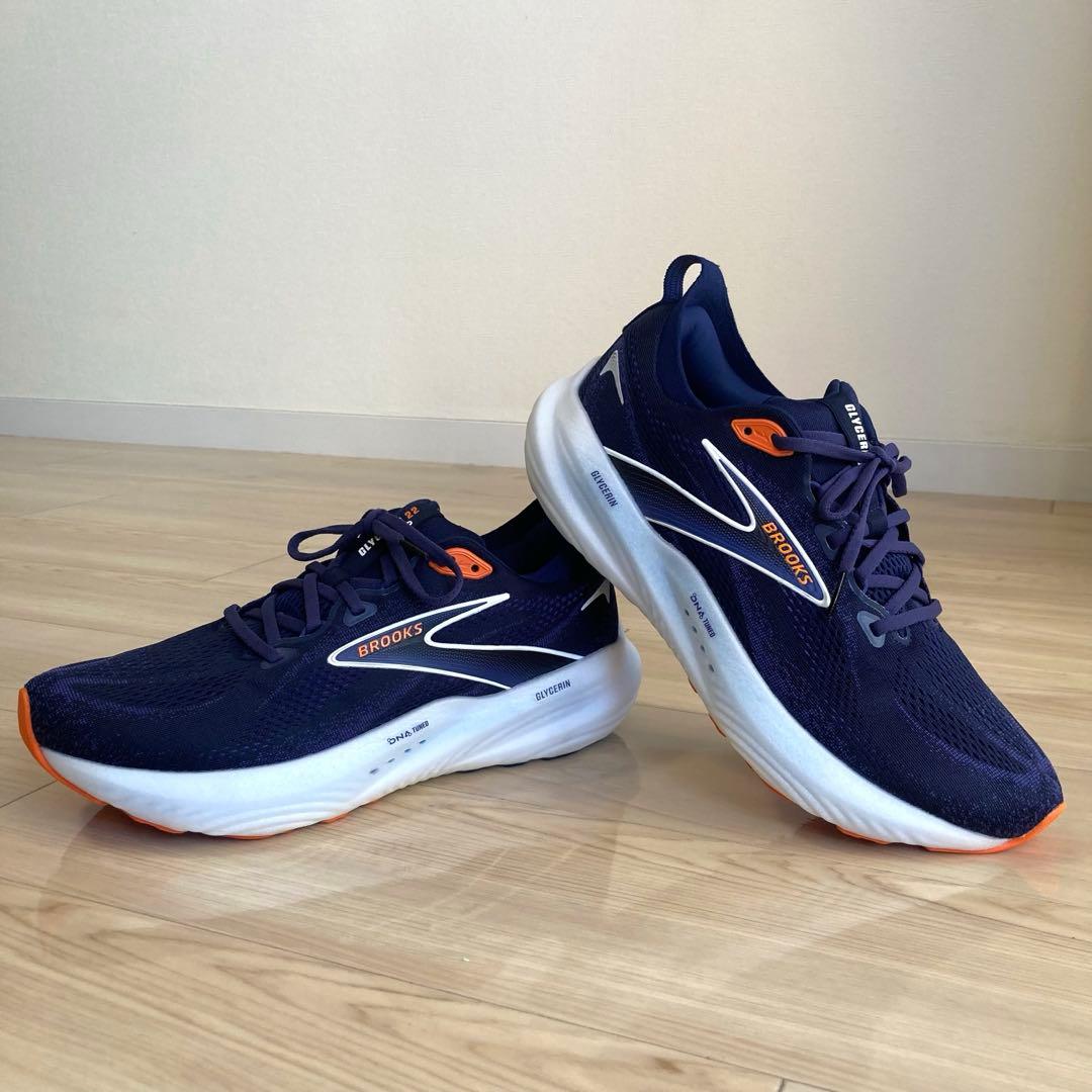 ✨定価25,300円／美品✨BROOKS Glycerin 22　高級シューズ
