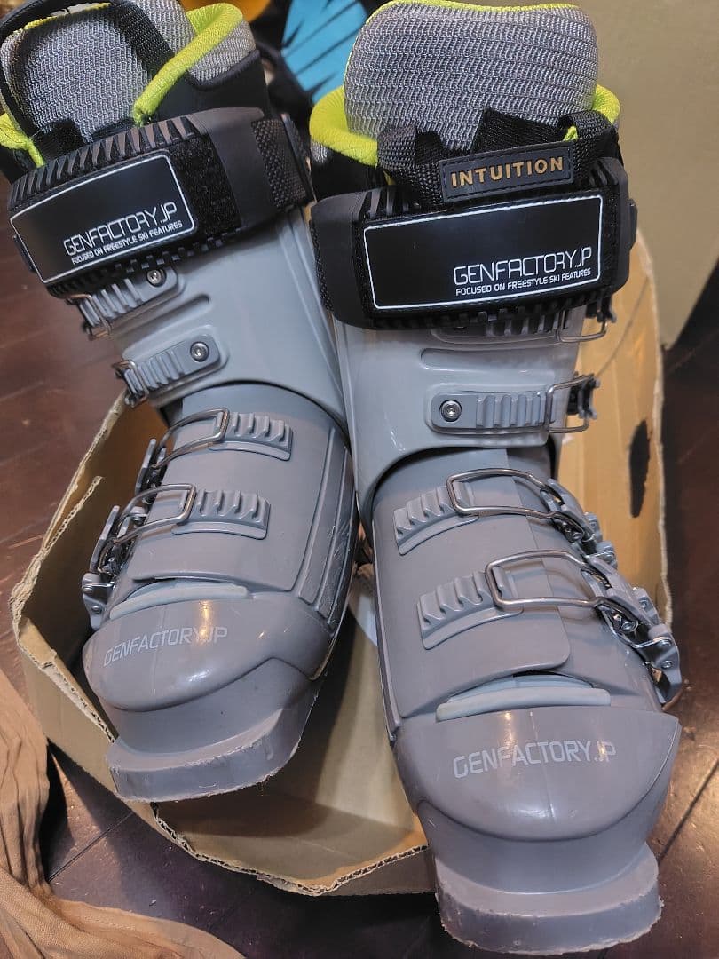 GEN FACTORY FUTURE 26.0-26.5 上級軽量モデル　日本製