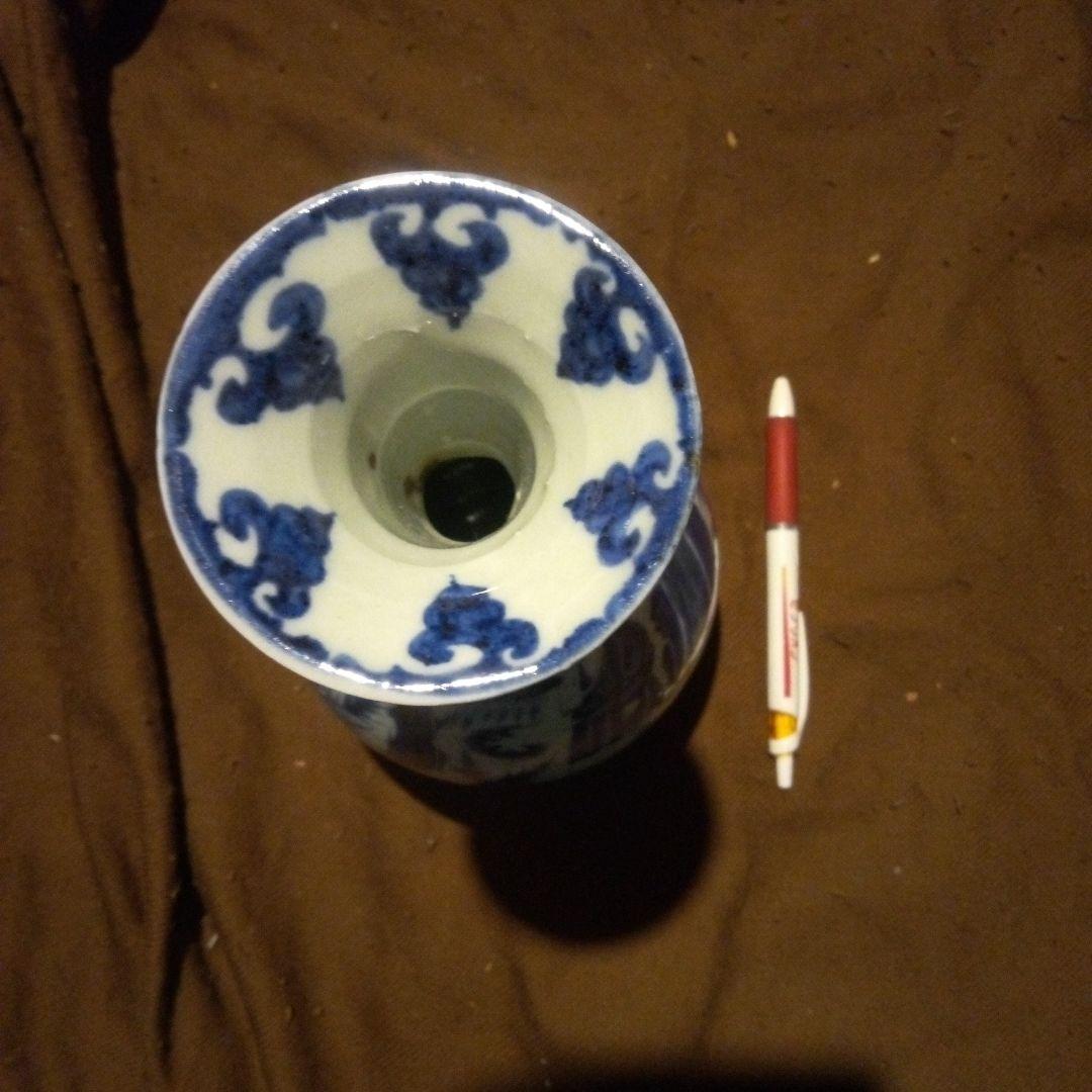 中国陶磁器　明人物　青白磁 手描き花瓶
