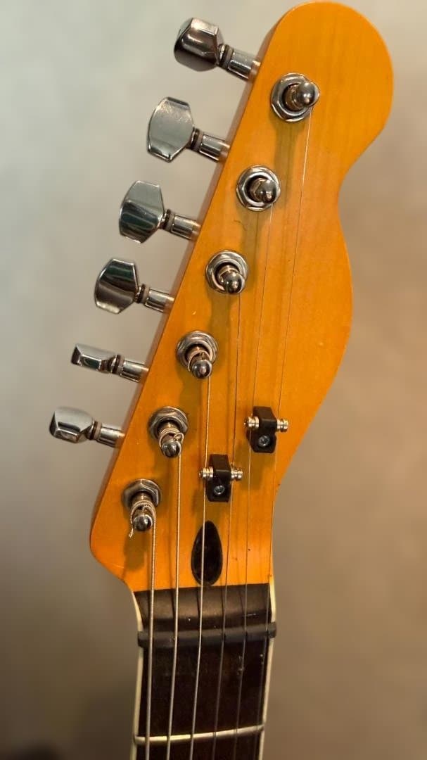 ギター Custom Telecaster With Bigsby \"F\" Stamp,