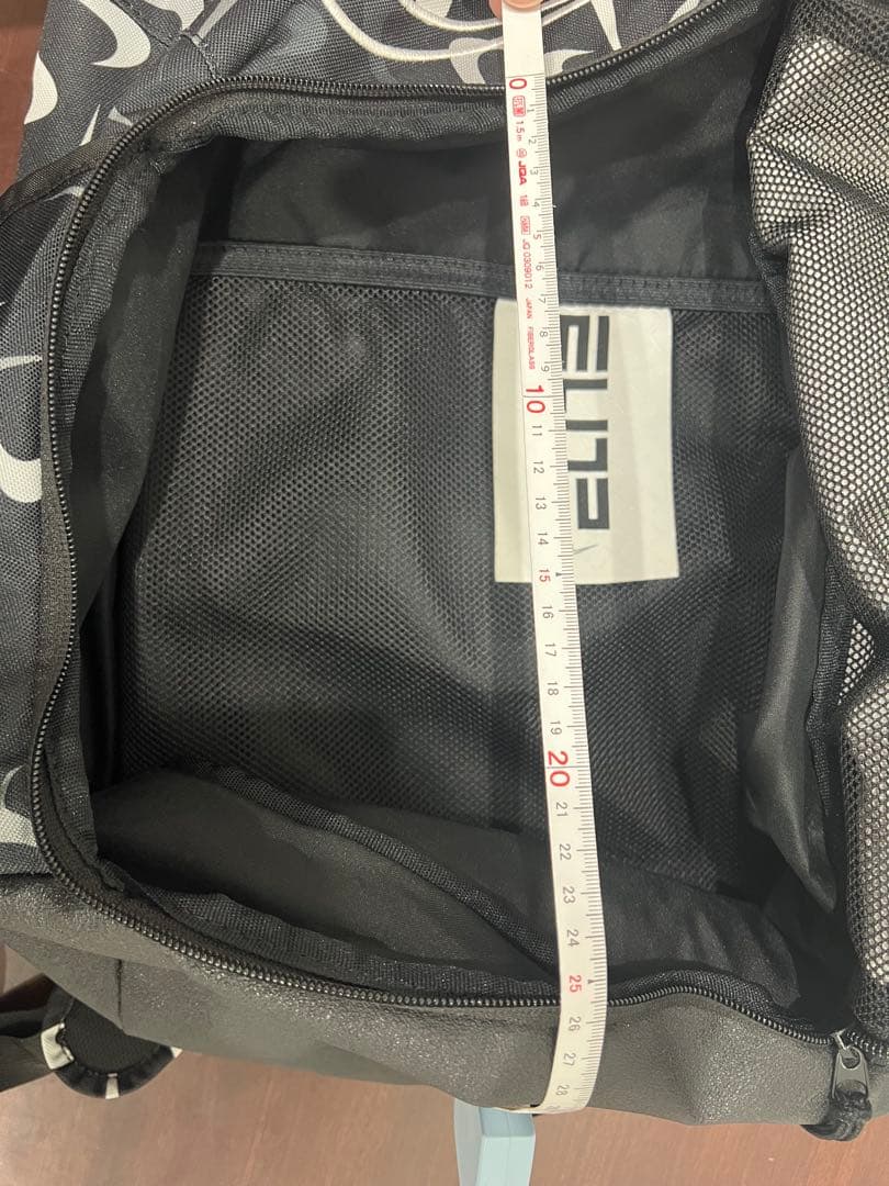 NIKE バックパック ELITEシリーズ　総柄スウッシュ