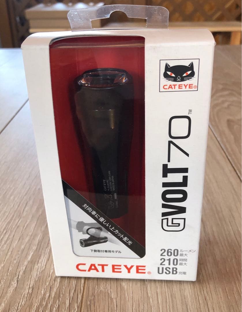 【新品.未使用】CAT EYE キャットアイライトヘッドライト GVOLT70①