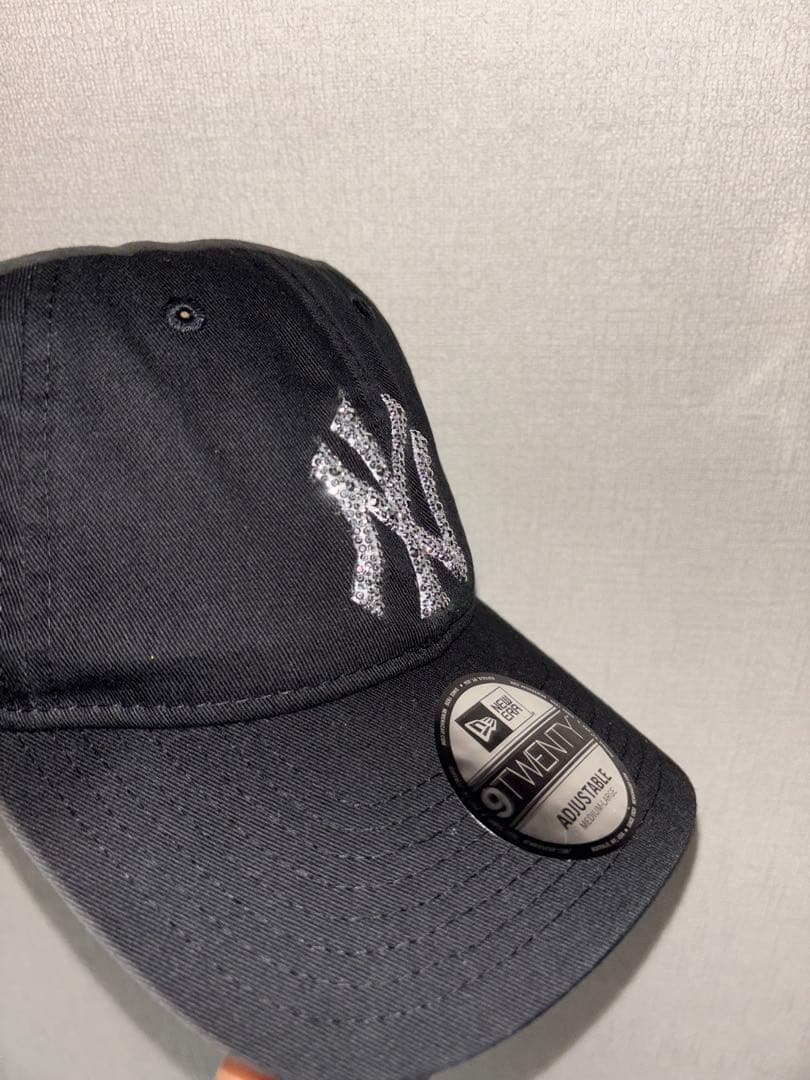 New Era 9TWENTY ブラックキャップ グリッターNYロゴ