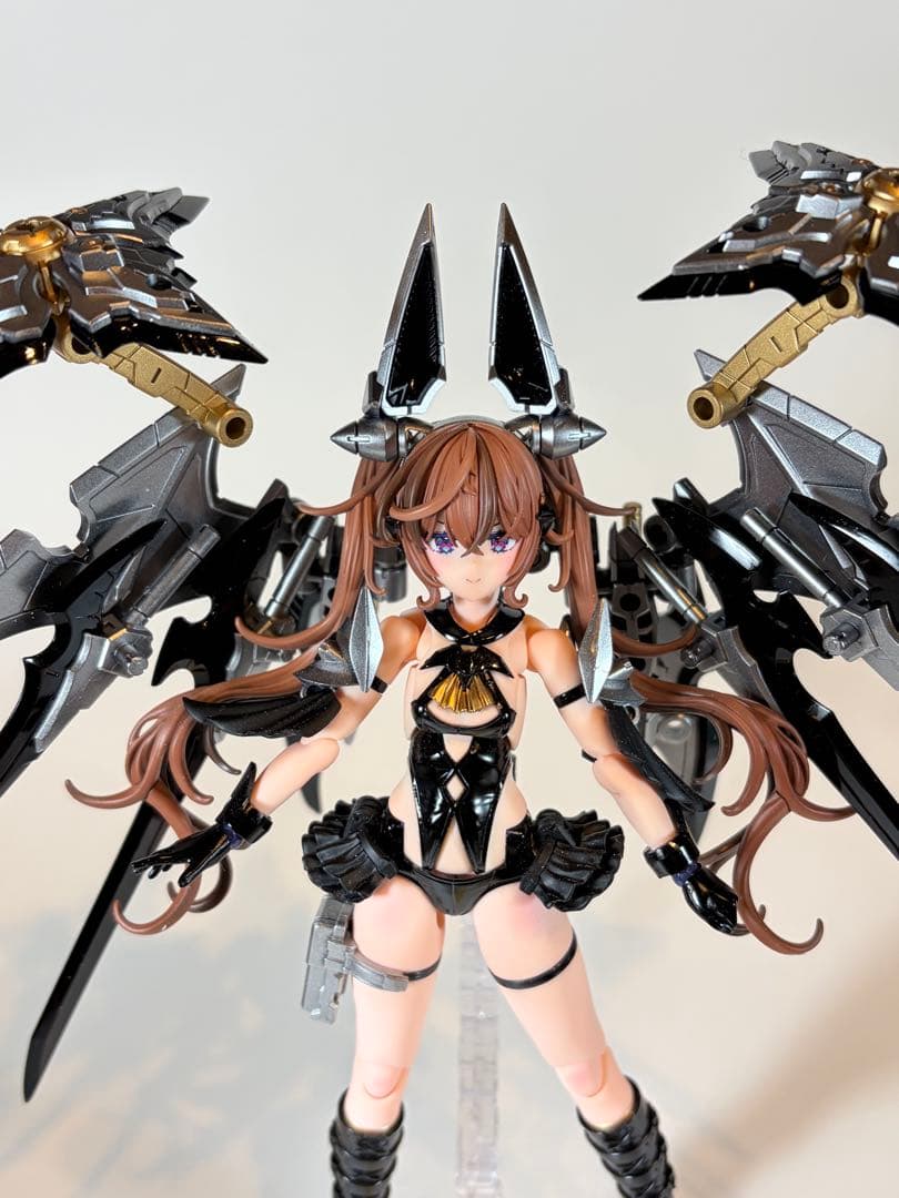 デザイアメイデン　レイダー　塗装済み完成品　メガミデバイス　コトブキヤ