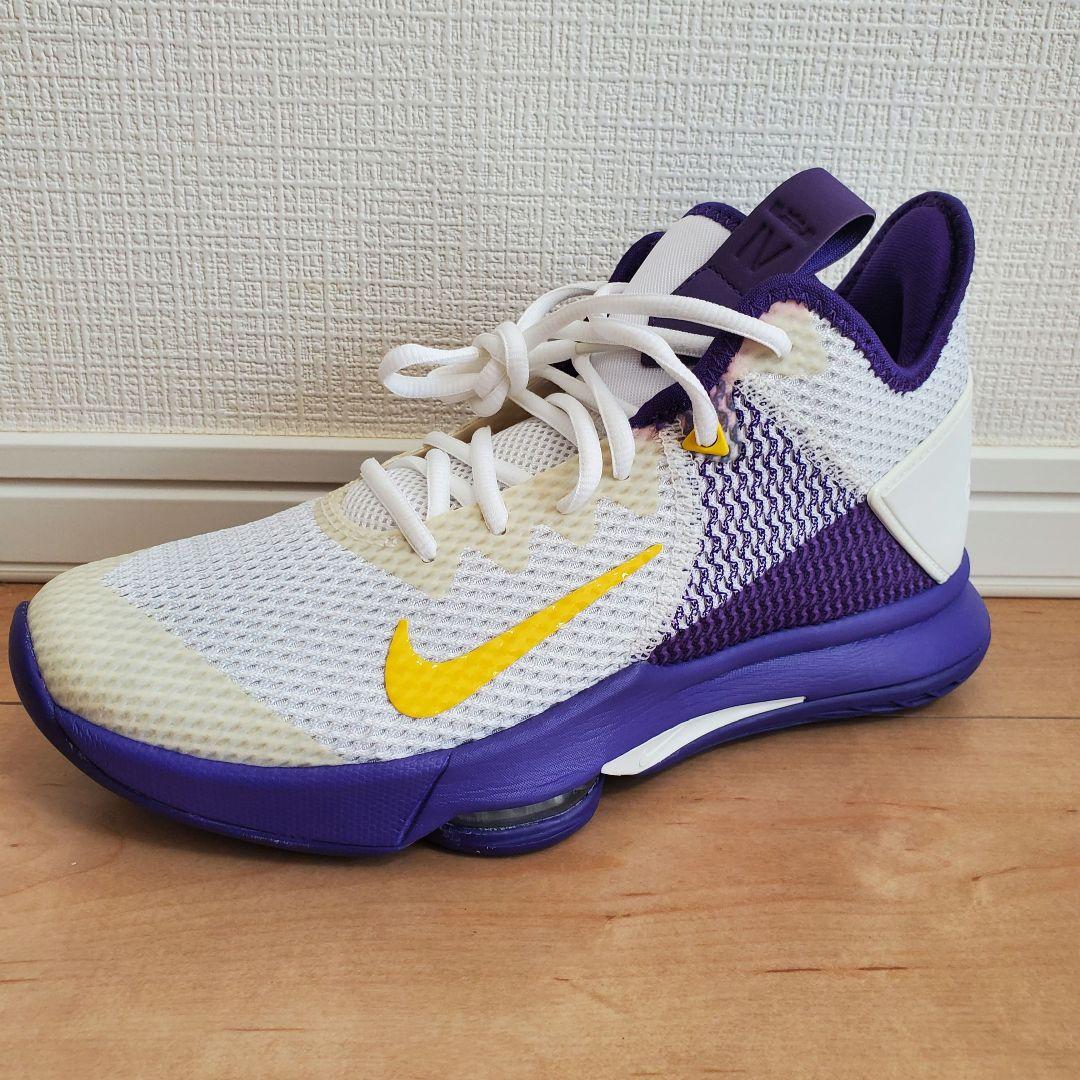 [未使用品] NIKE LEBRON WITNESS 4 ナイキレブロン26cm