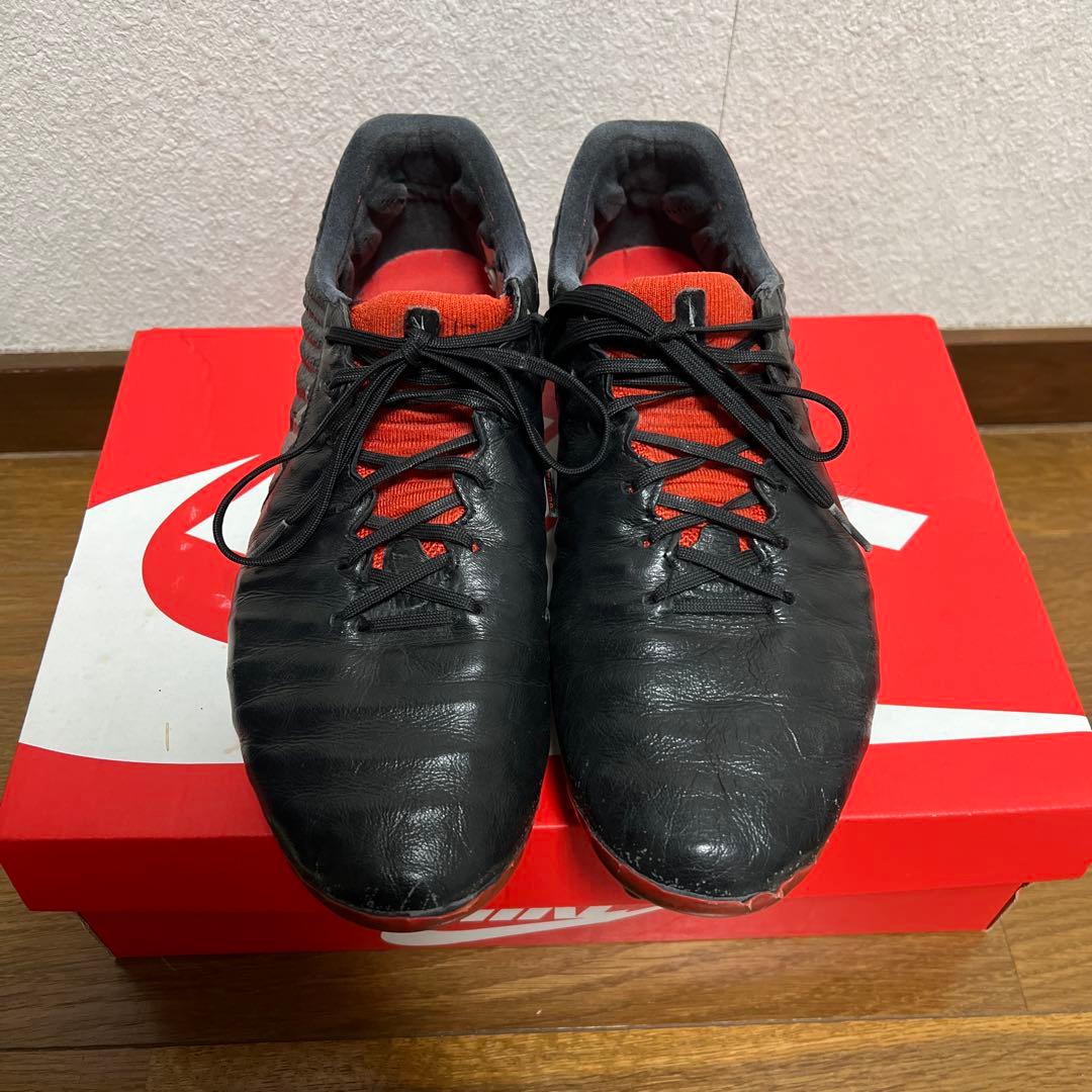 サッカースパイクNIKE ティエンポレジェンド7 AG