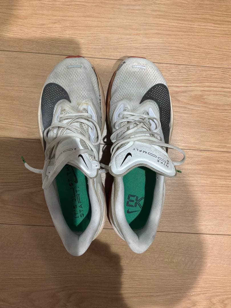 Nike ズームフライ6美品27、5センチ