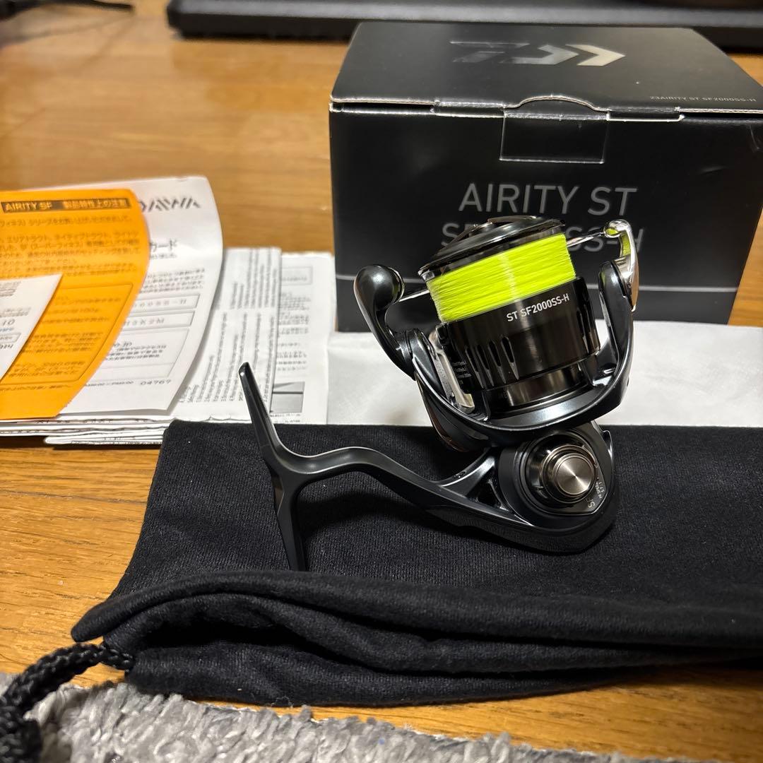 リール 23AIRITY ST SF2000SS-H