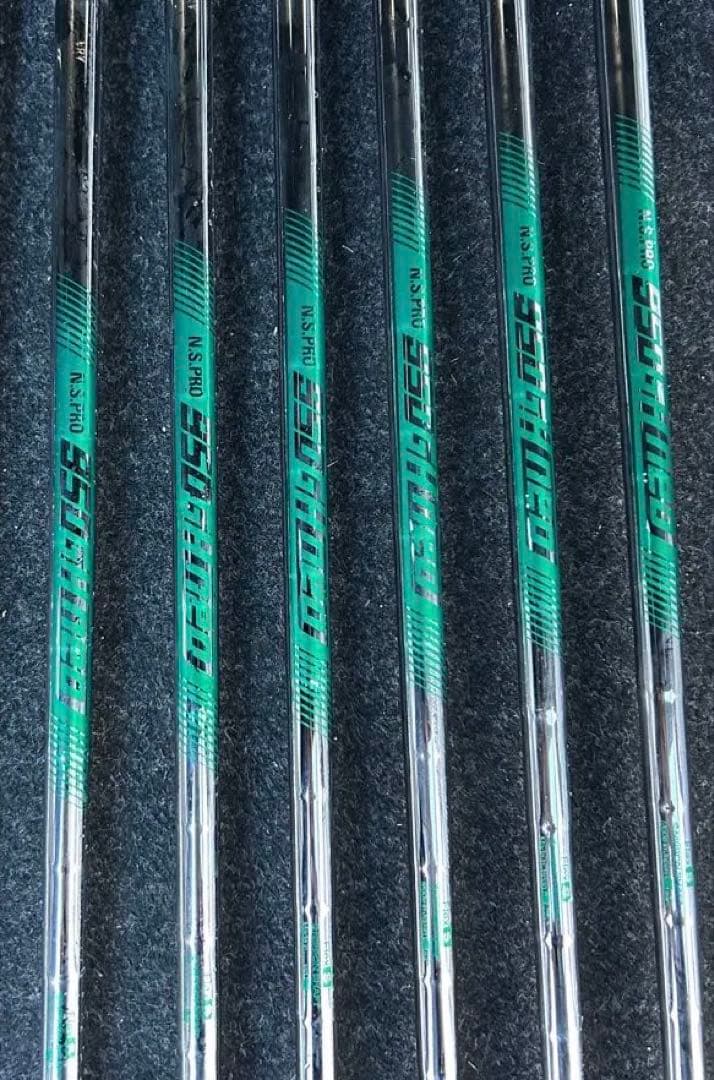 ブリヂストンgolfクラブセット一式、キャディバッグ付　他