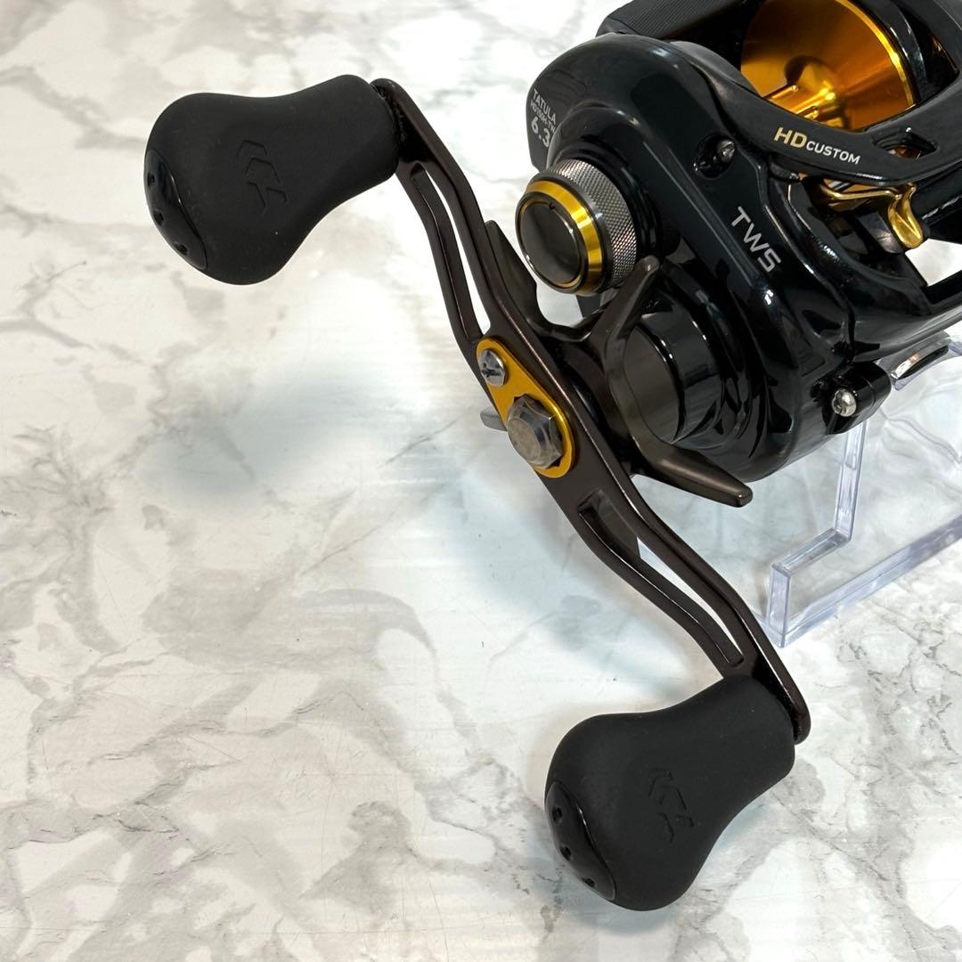 【極美品】 ダイワ タトゥーラ HDカスタム 150H-TW ベイトリール 右